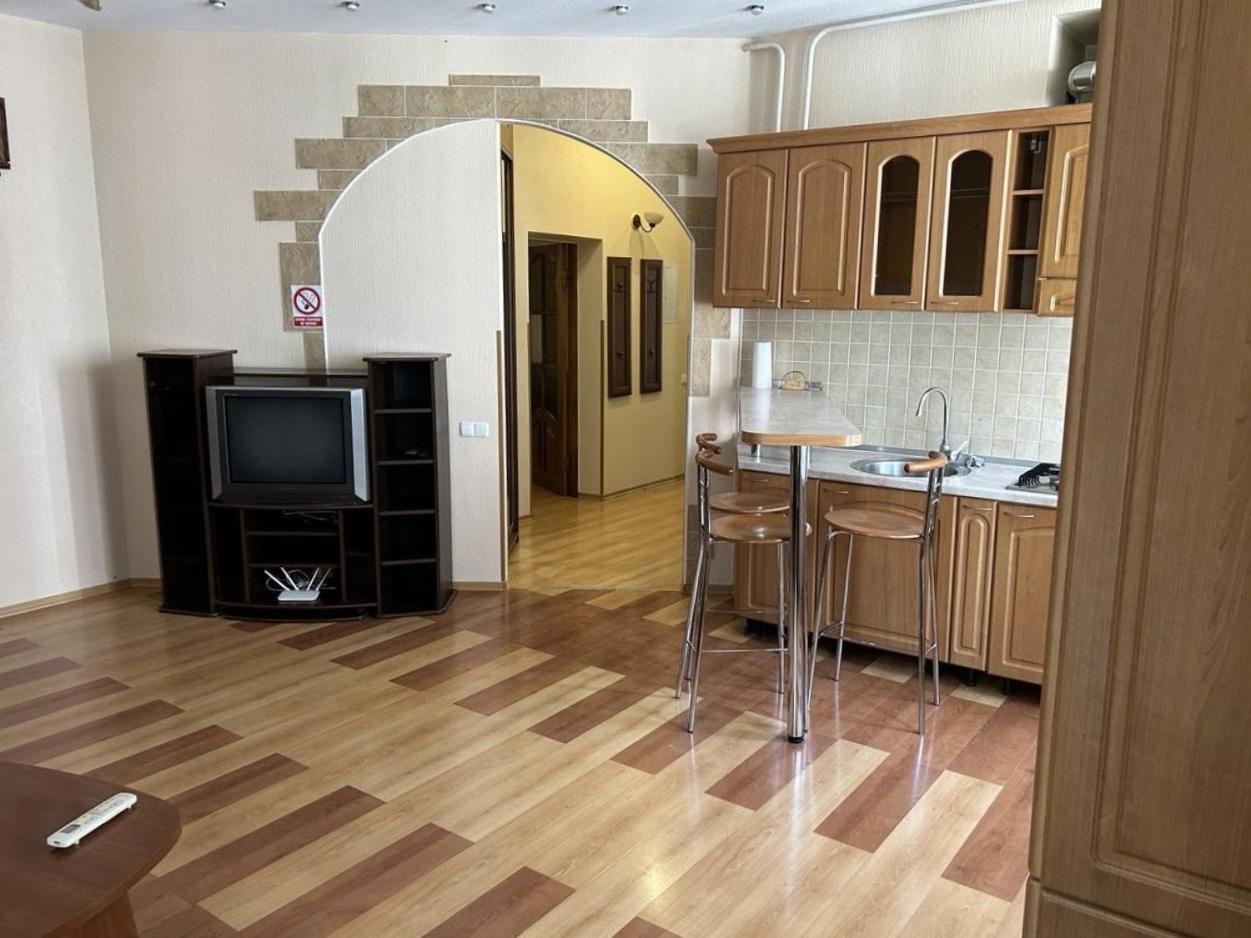 Апартаменти 3-Кімнатні, М. Майдан Незалежності Kiev Exterior foto